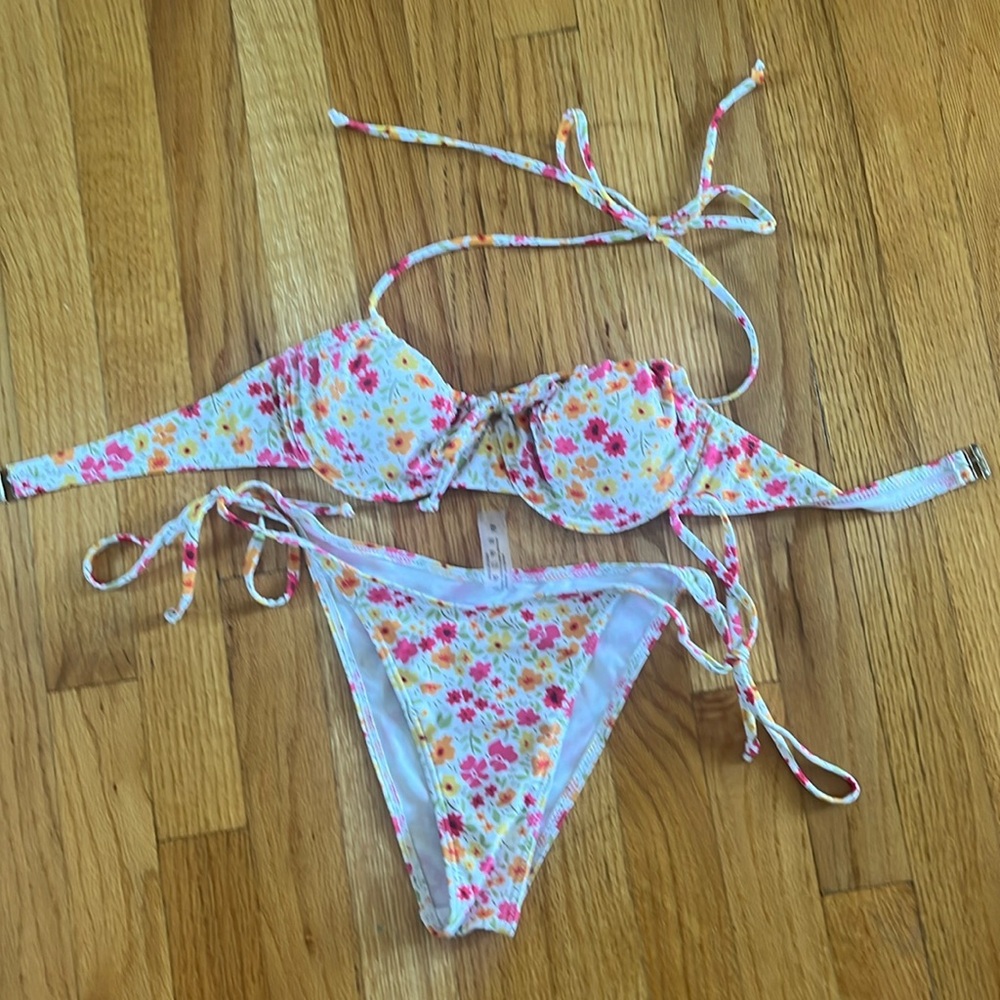 SHEIN floral bikini NWOT